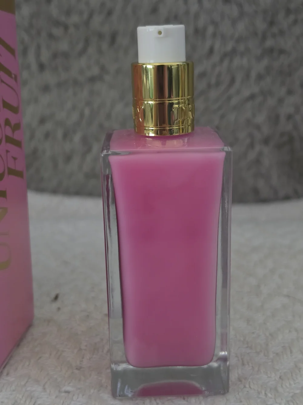 TRULY Unicorn Fruit After Shave Serum - Pink
